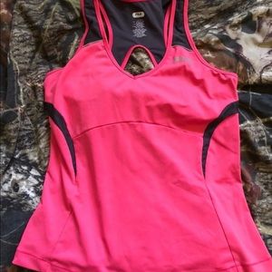 Activewear top